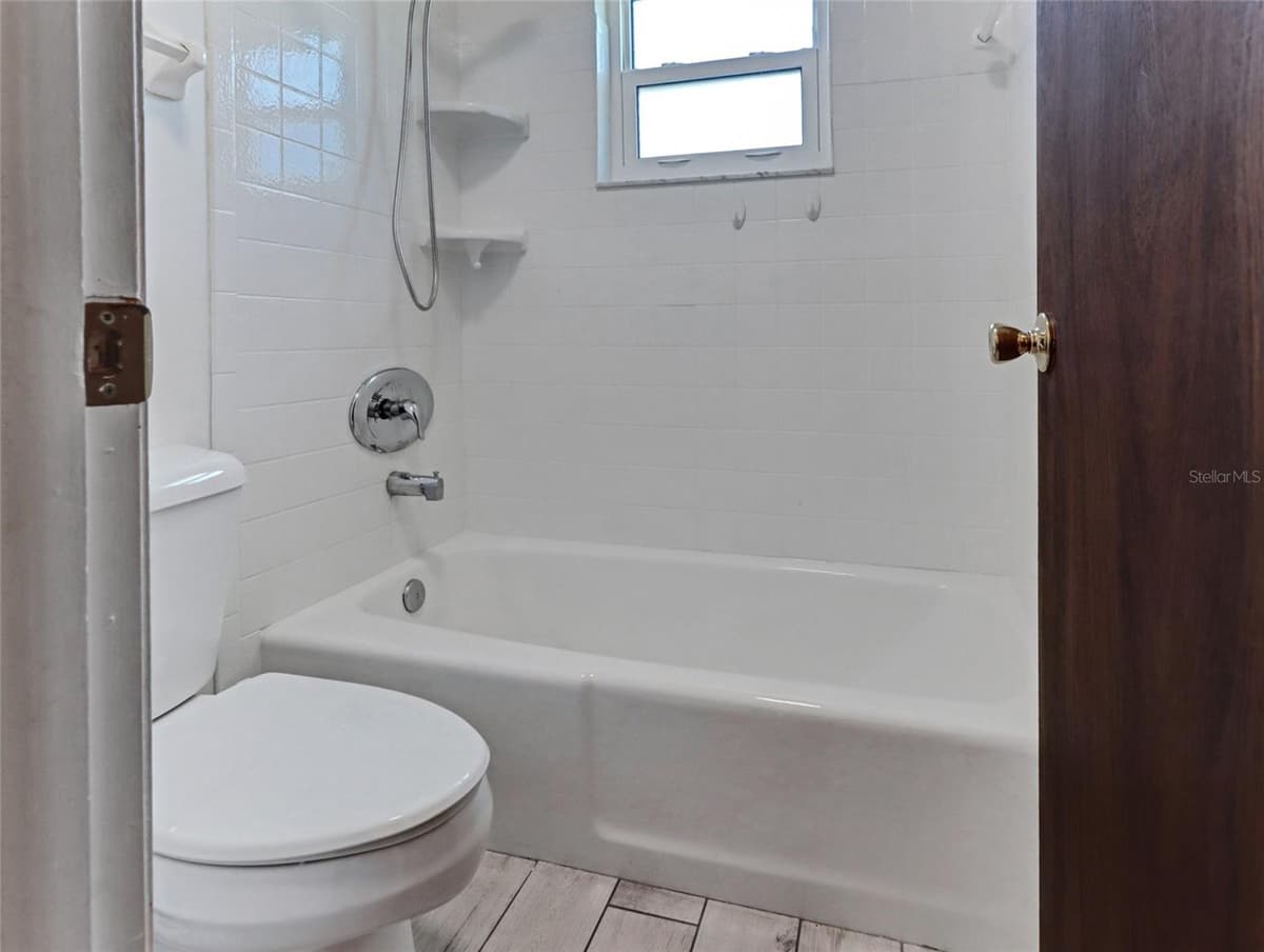 2423 BUCKHORN MANOR DRIVE — photo 35 of 50