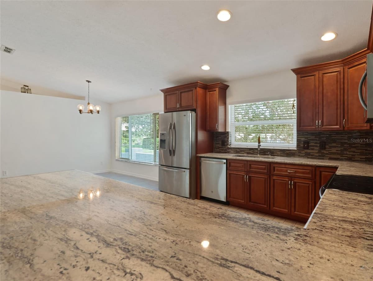 2423 BUCKHORN MANOR DRIVE — photo 15 of 50