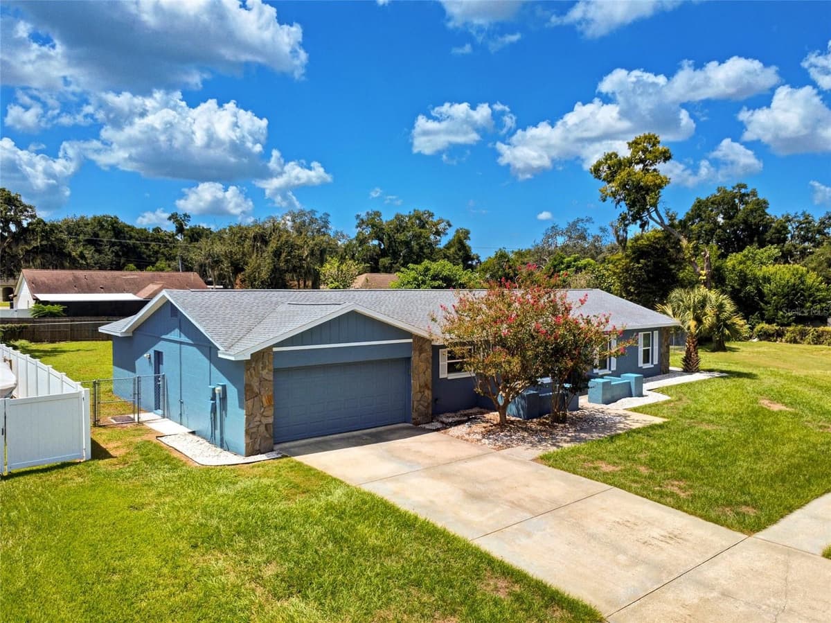 2423 BUCKHORN MANOR DRIVE — photo 48 of 50