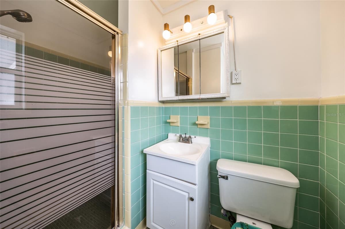 1256 BEL AIRE DRIVE — photo 18 of 38