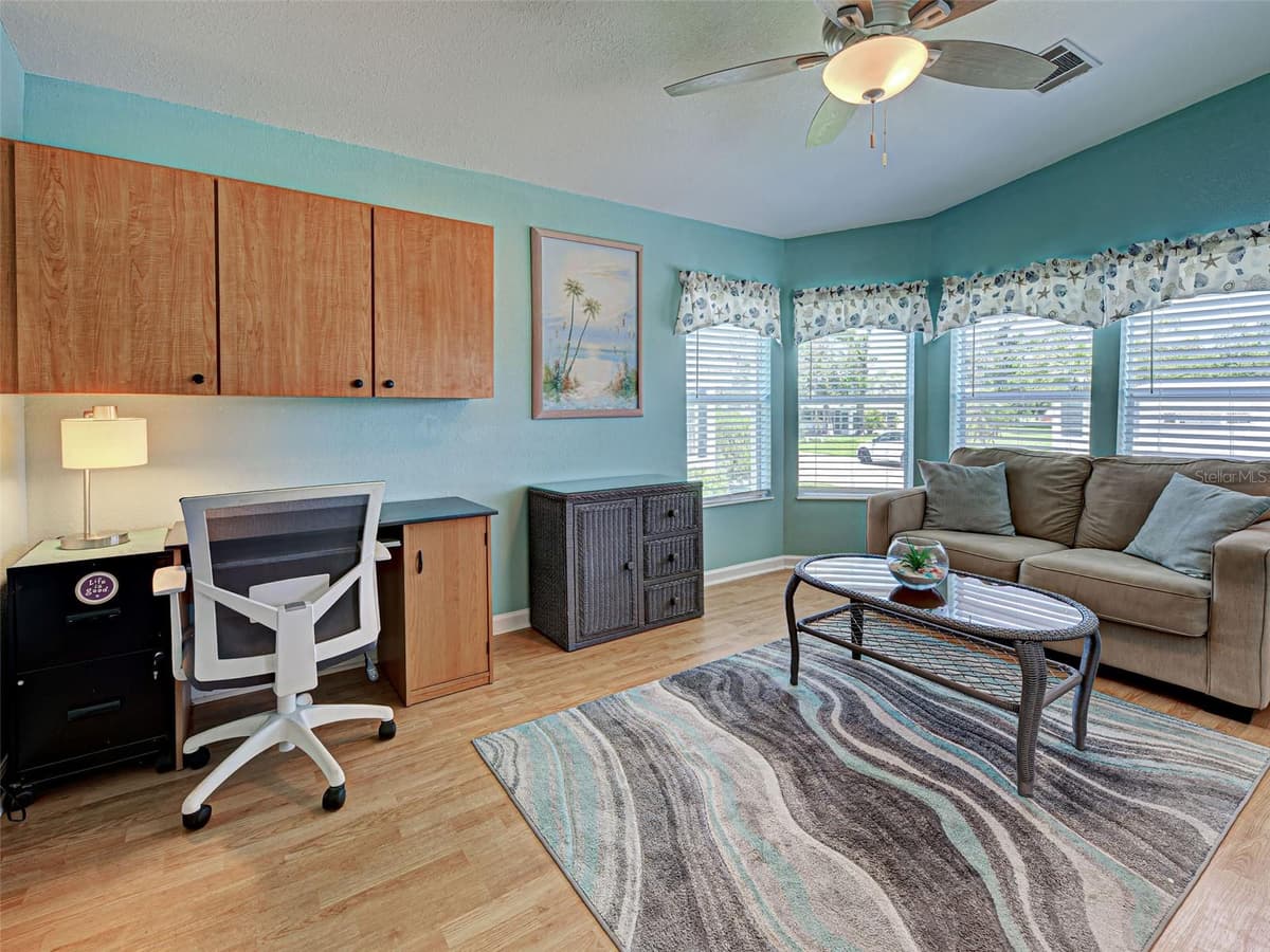 6562 HIKINA DRIVE — photo 4 of 37