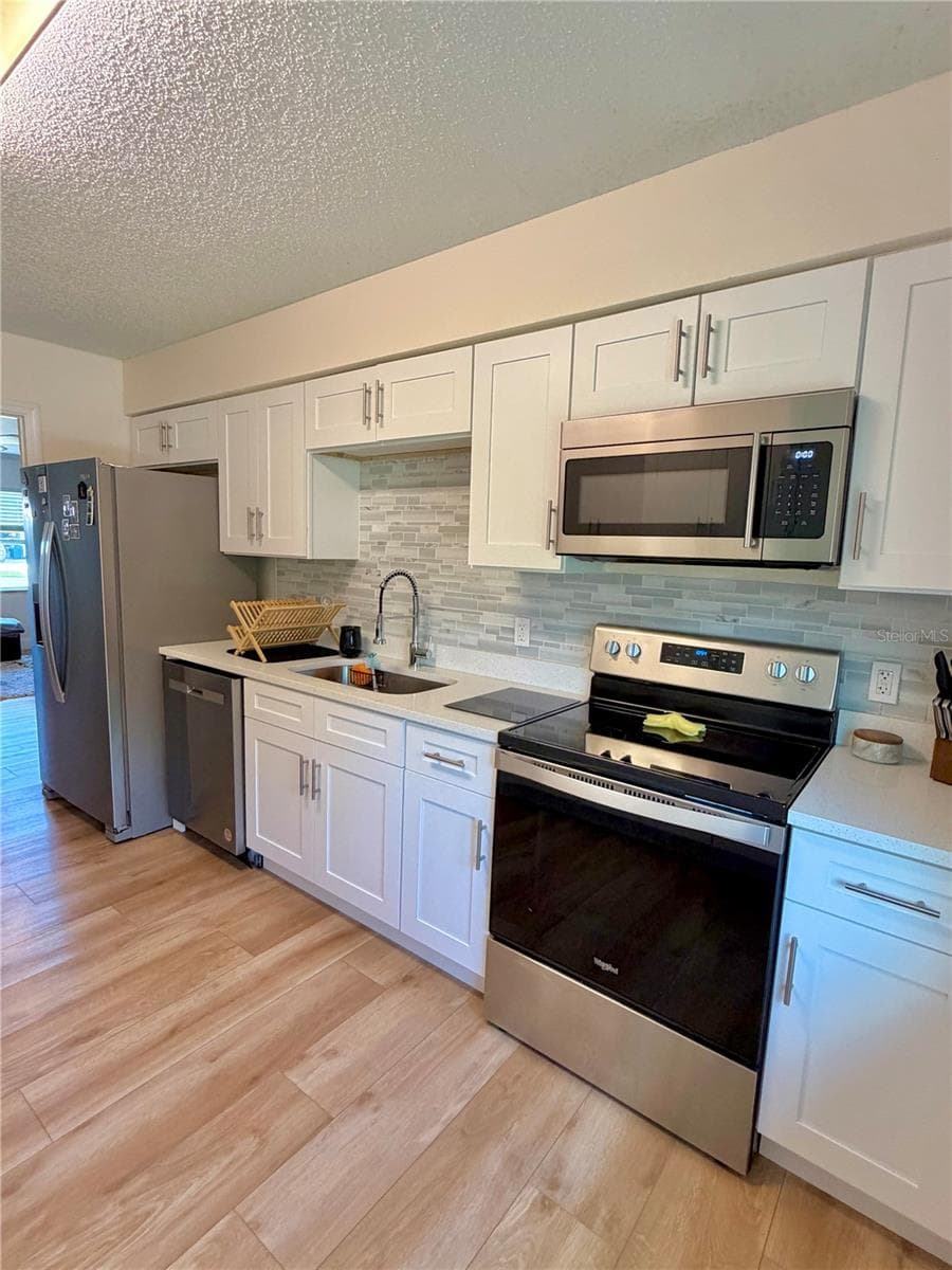 6353 FLORIDA AVENUE — photo 10 of 34