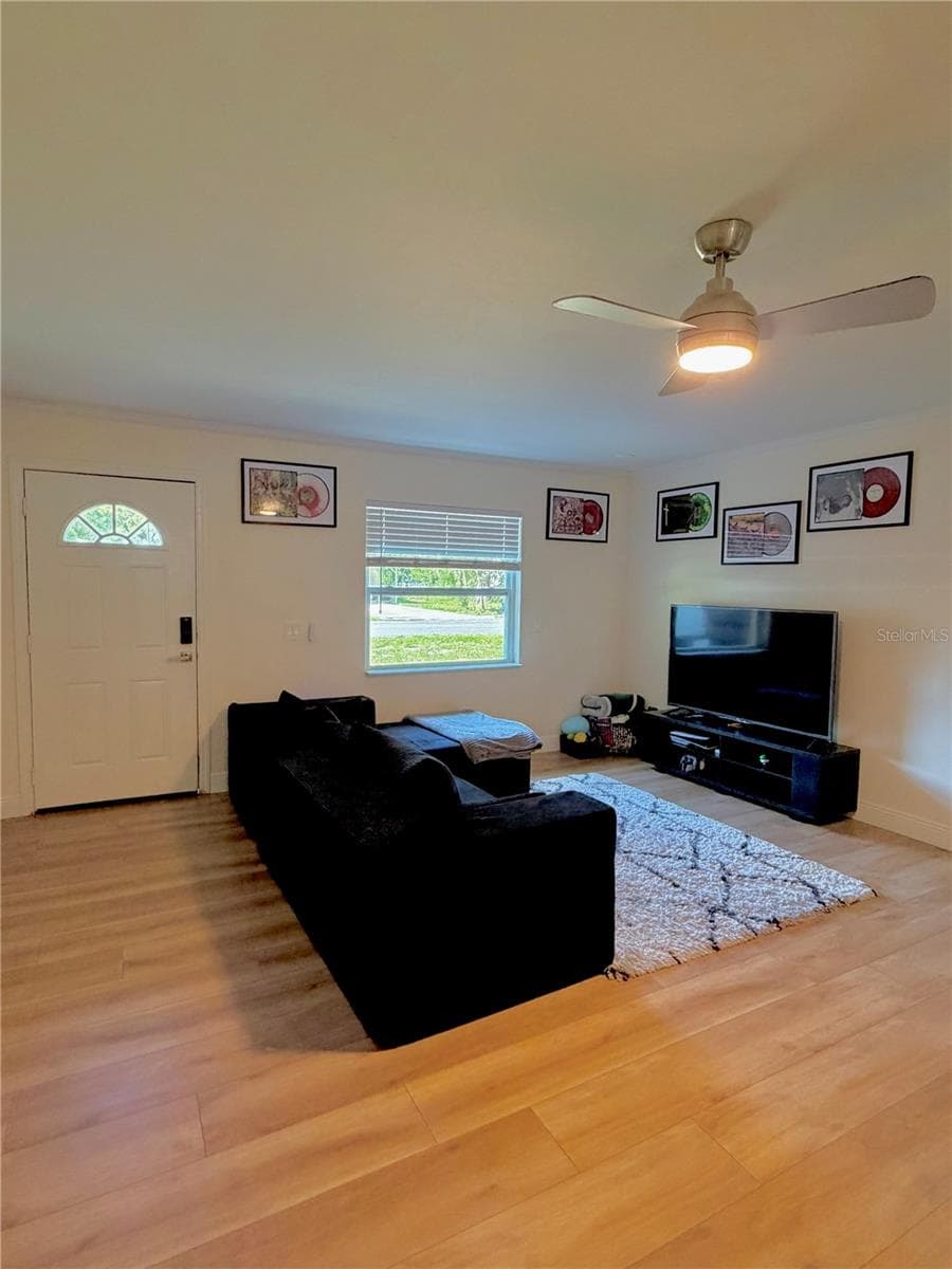 6353 FLORIDA AVENUE — photo 6 of 34