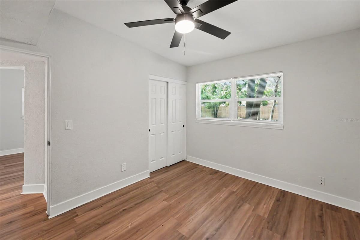 340 55TH AVE S — photo 23 of 26