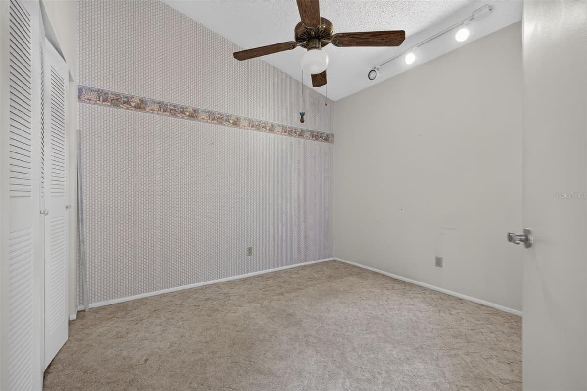 11754 SPRING TREE LANE — photo 16 of 23