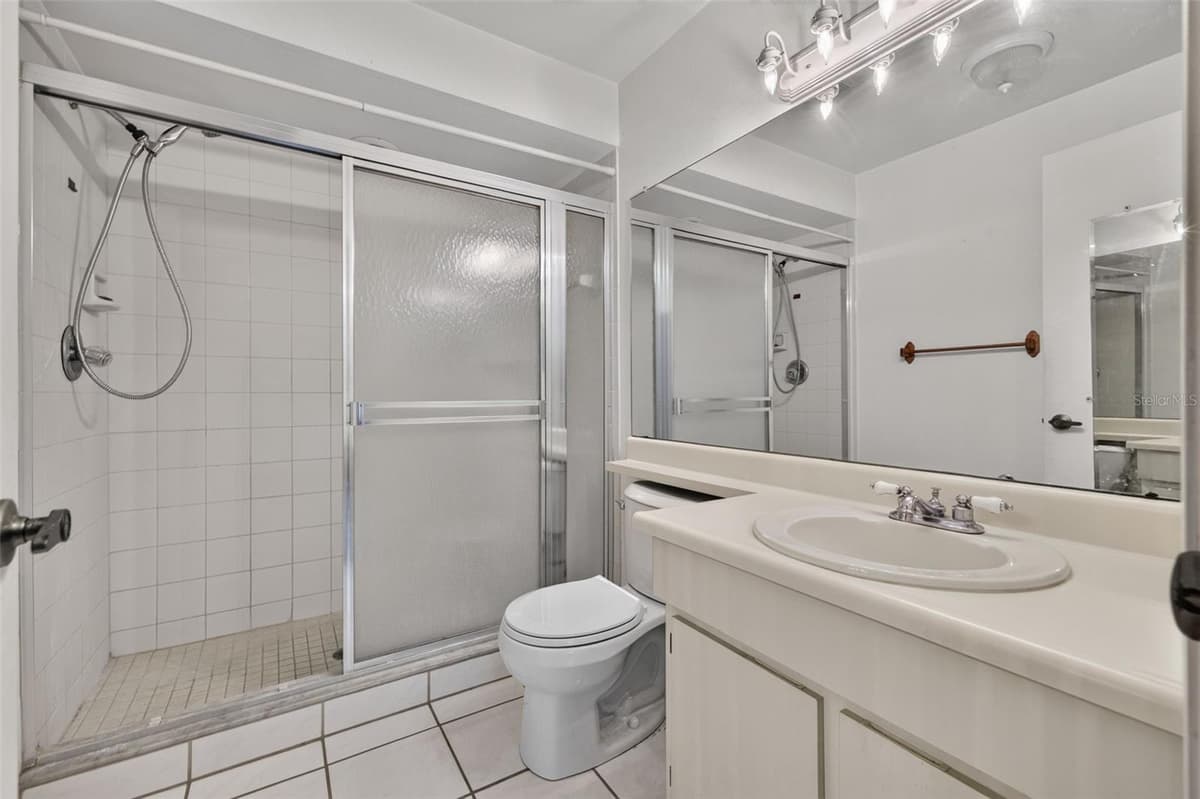 11754 SPRING TREE LANE — photo 14 of 23