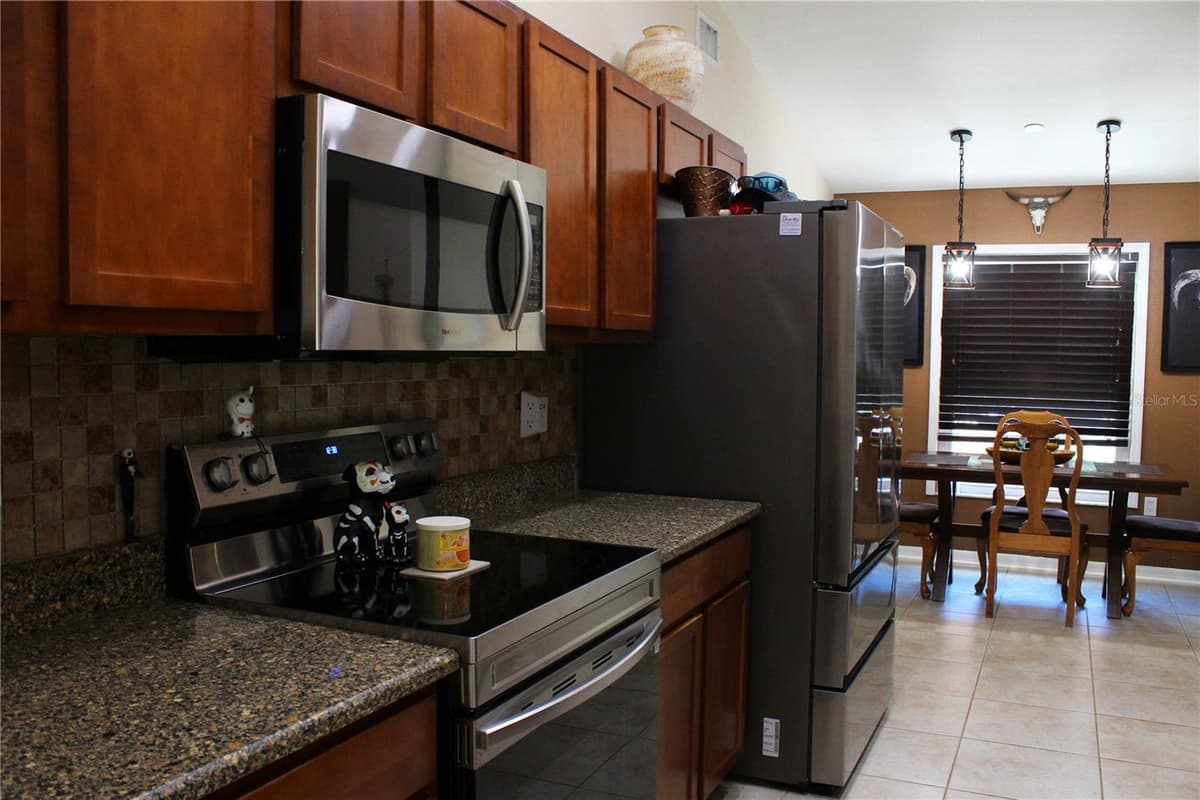 3541 MARSH WREN STREET — photo 14 of 45