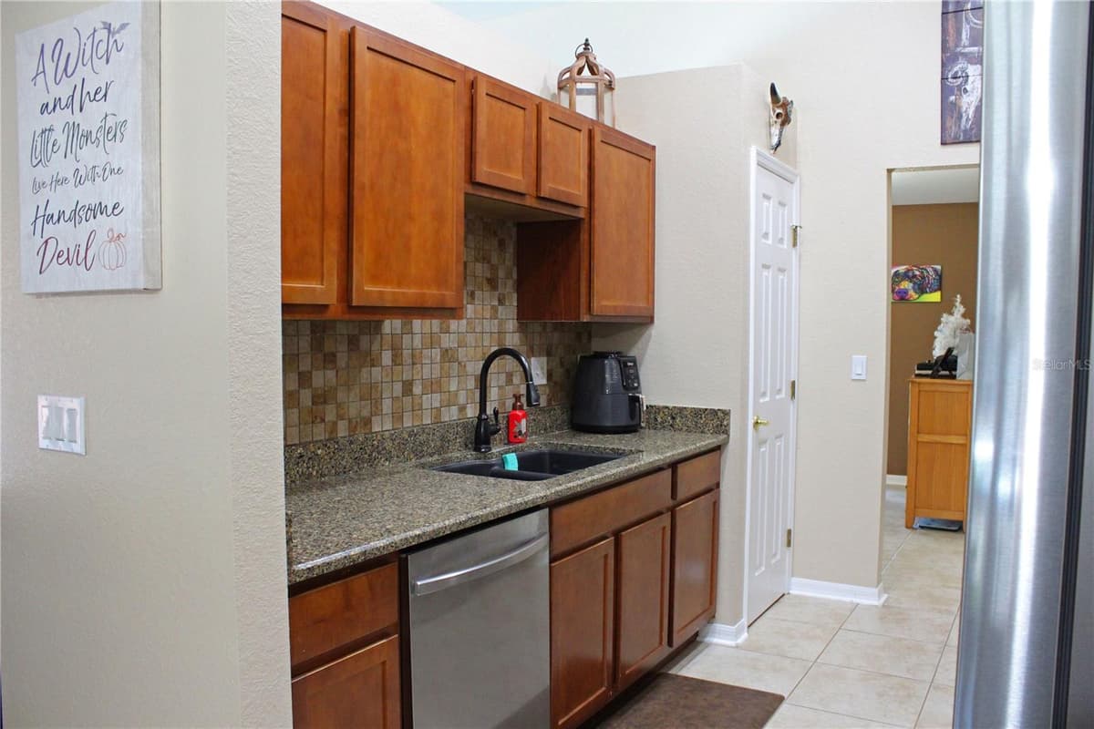 3541 MARSH WREN STREET — photo 17 of 45