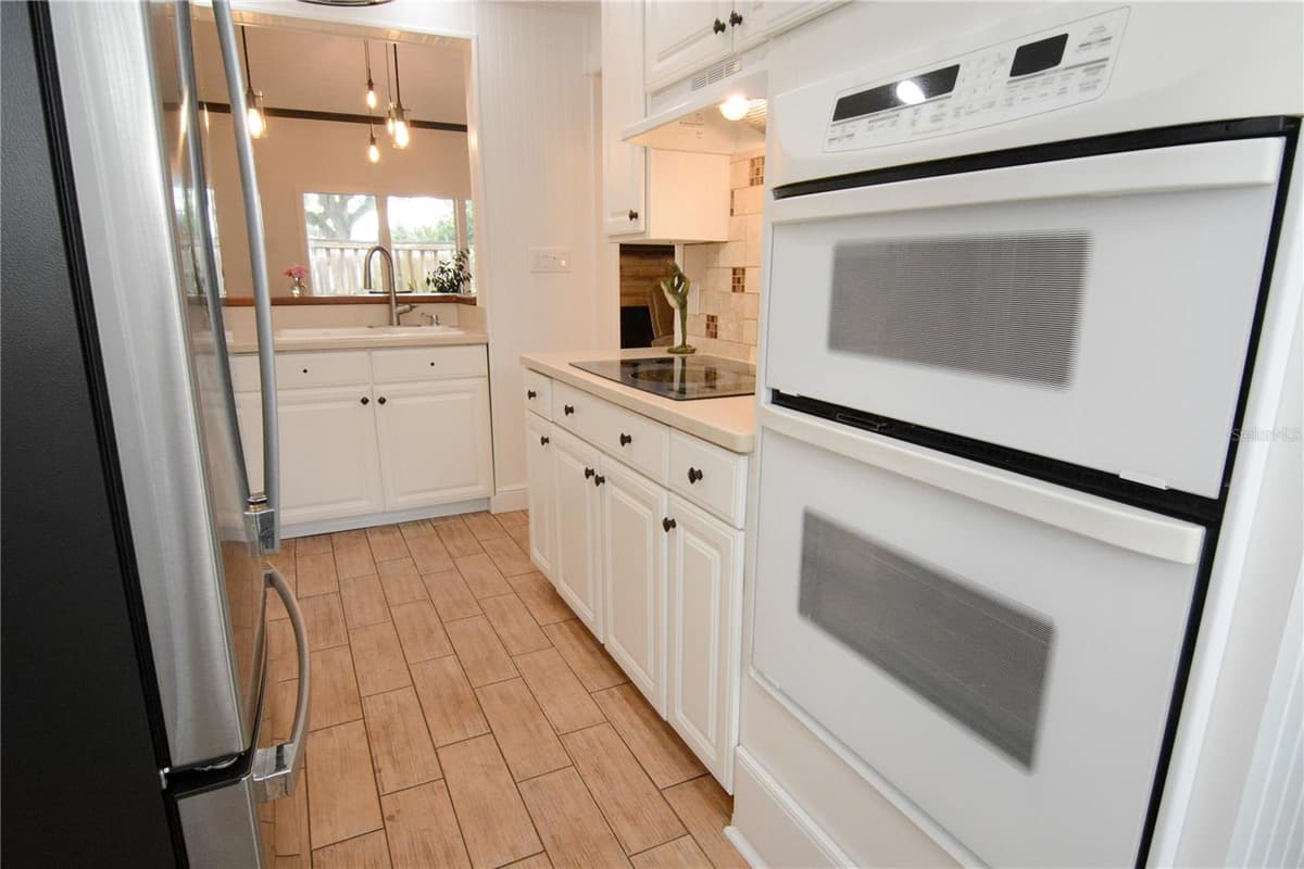 178 SABAL PALM PLACE — photo 9 of 22