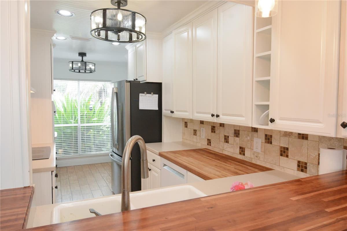 178 SABAL PALM PLACE — photo 11 of 22