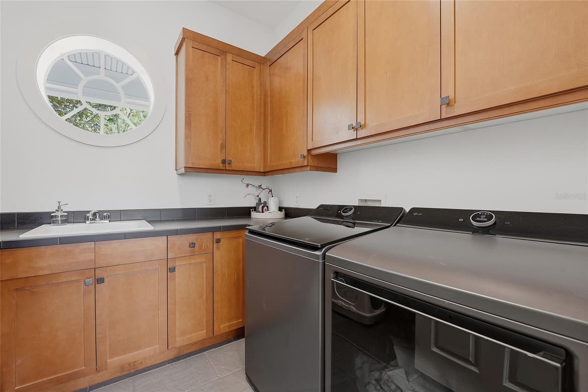 4601 NEW BROAD STREET — photo 29 of 96
