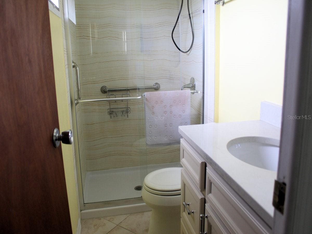 92 THATCH PALM STREET — photo 12 of 15