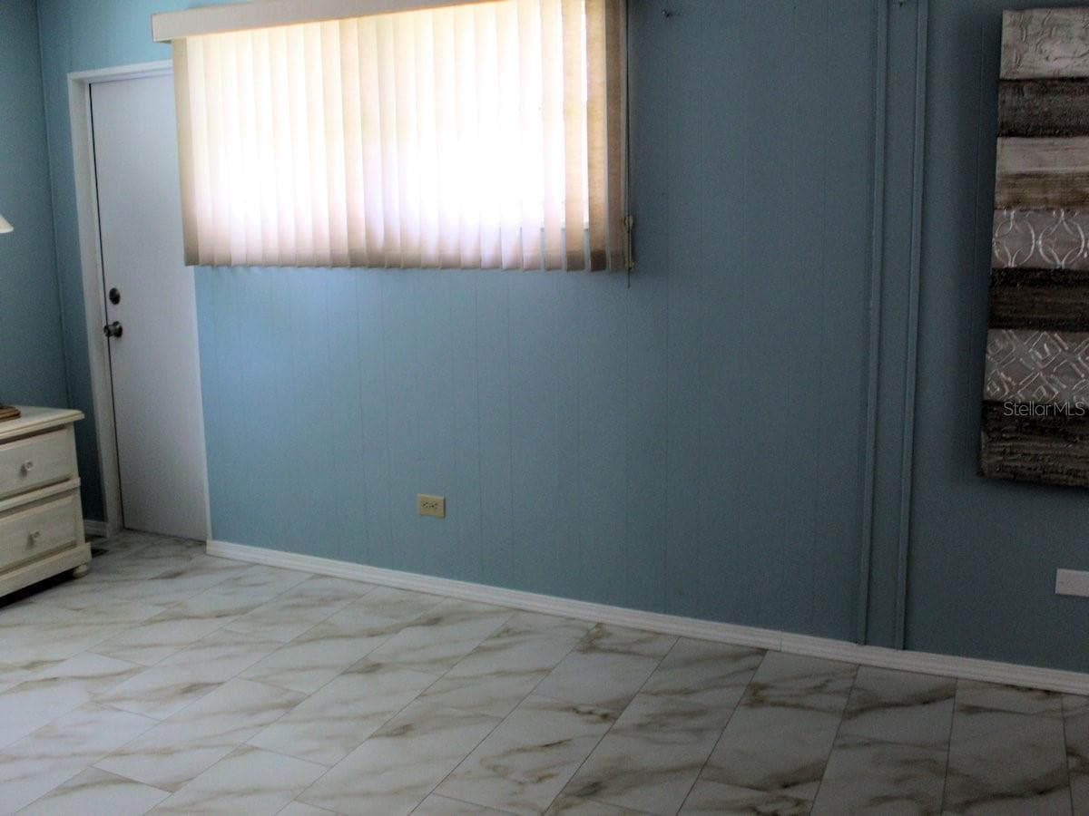 92 THATCH PALM STREET — photo 10 of 15