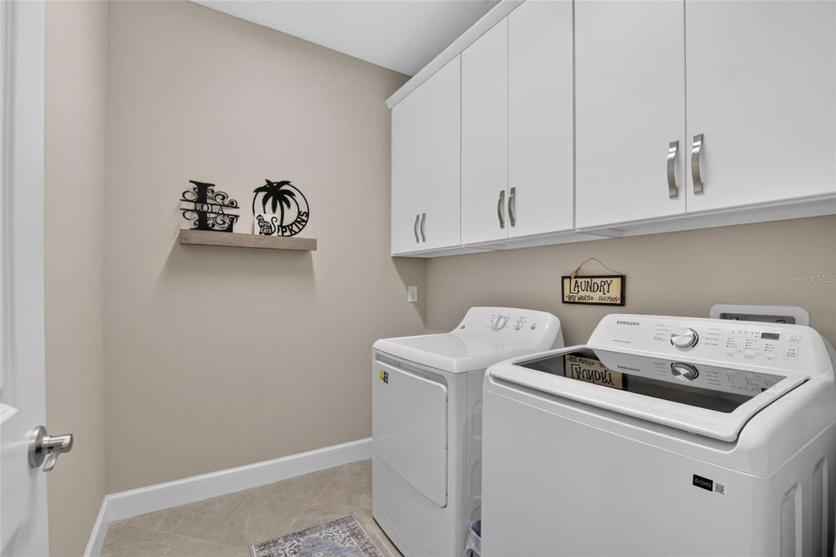 4740 AVILA LAKES DRIVE — photo 15 of 72