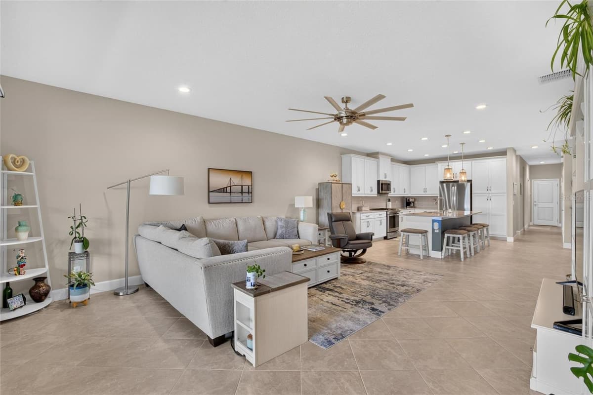 4740 AVILA LAKES DRIVE — photo 12 of 72