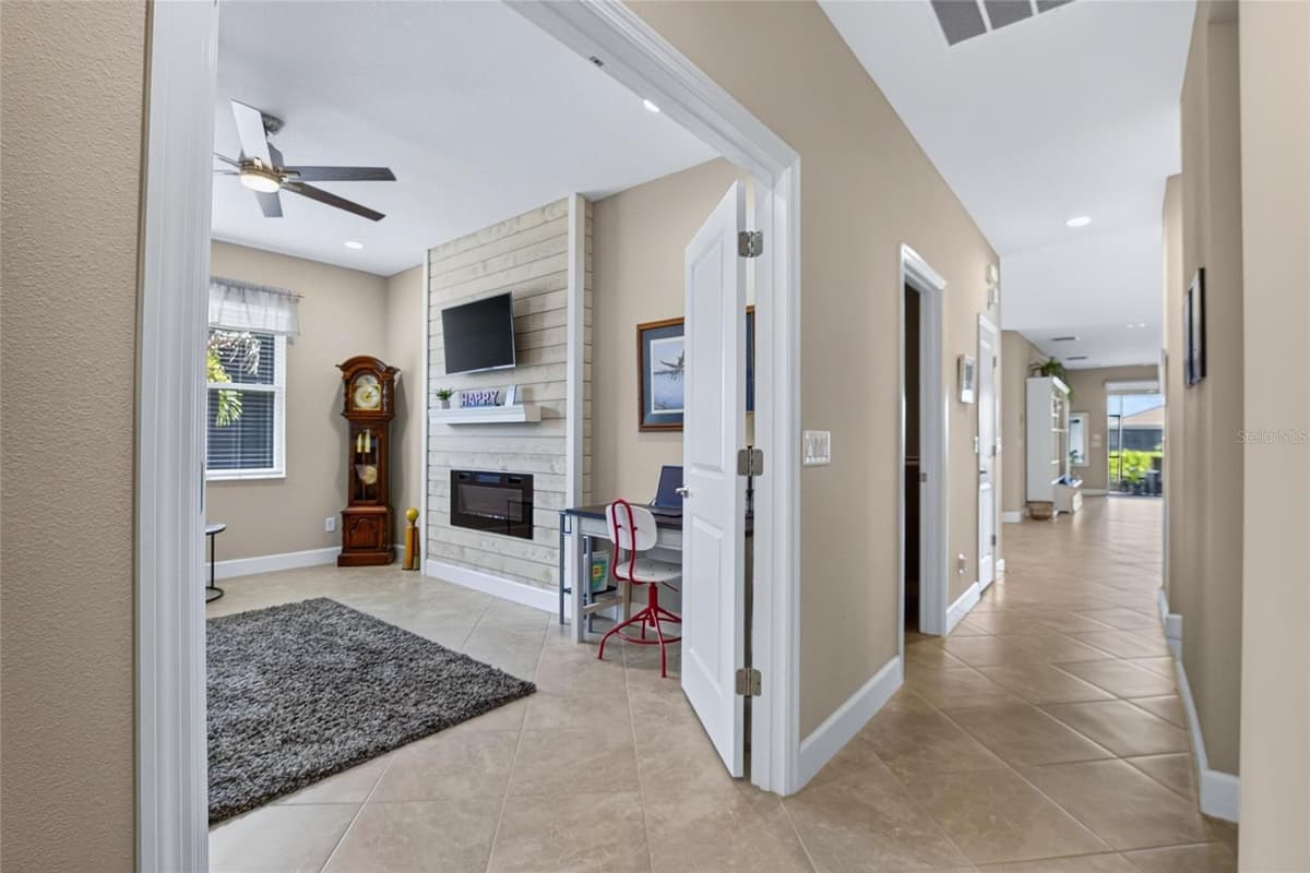 4740 AVILA LAKES DRIVE — photo 39 of 72