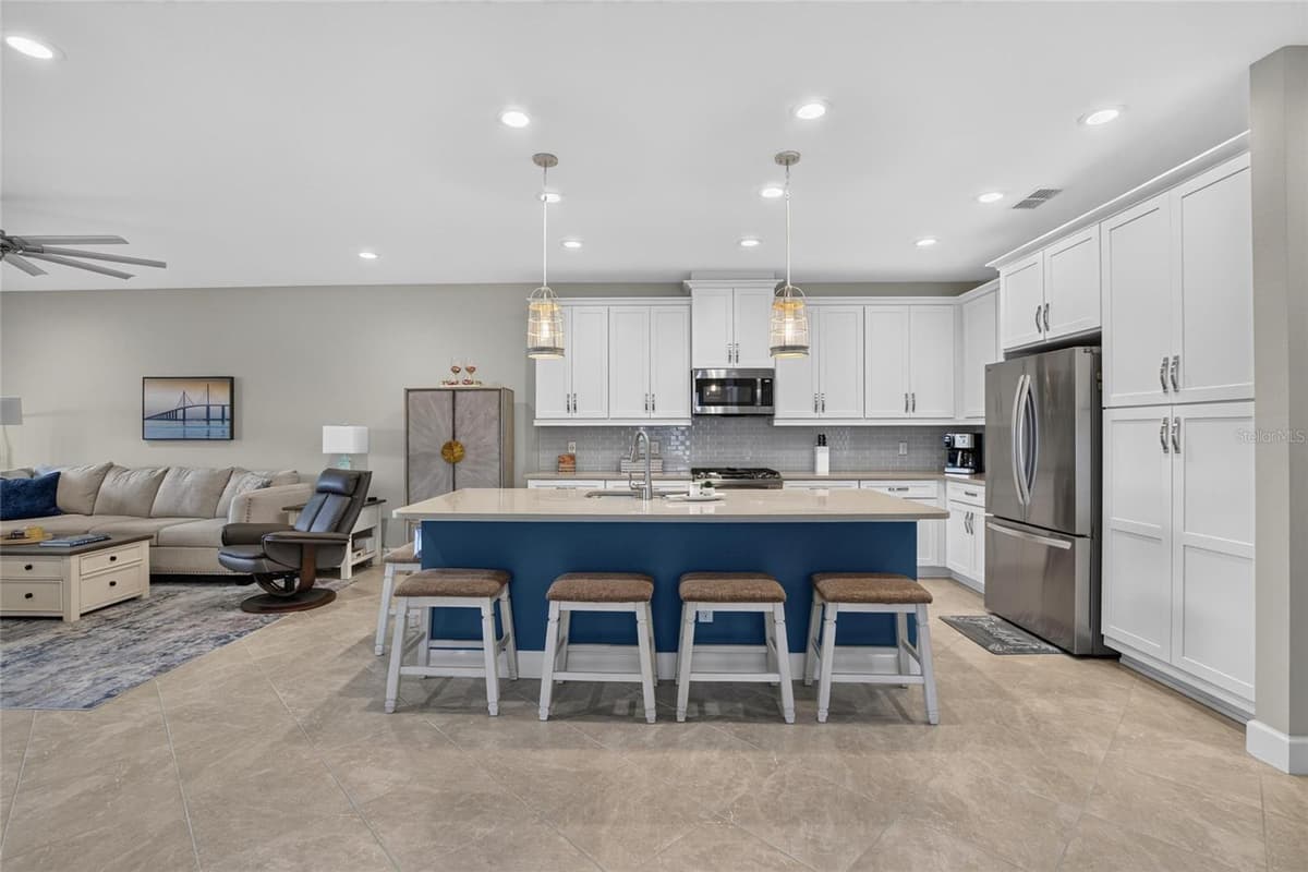 4740 AVILA LAKES DRIVE — photo 5 of 72