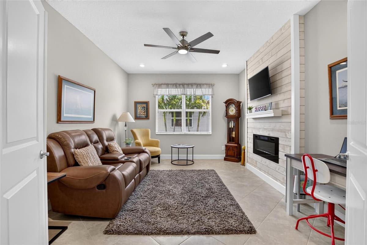 4740 AVILA LAKES DRIVE — photo 30 of 72