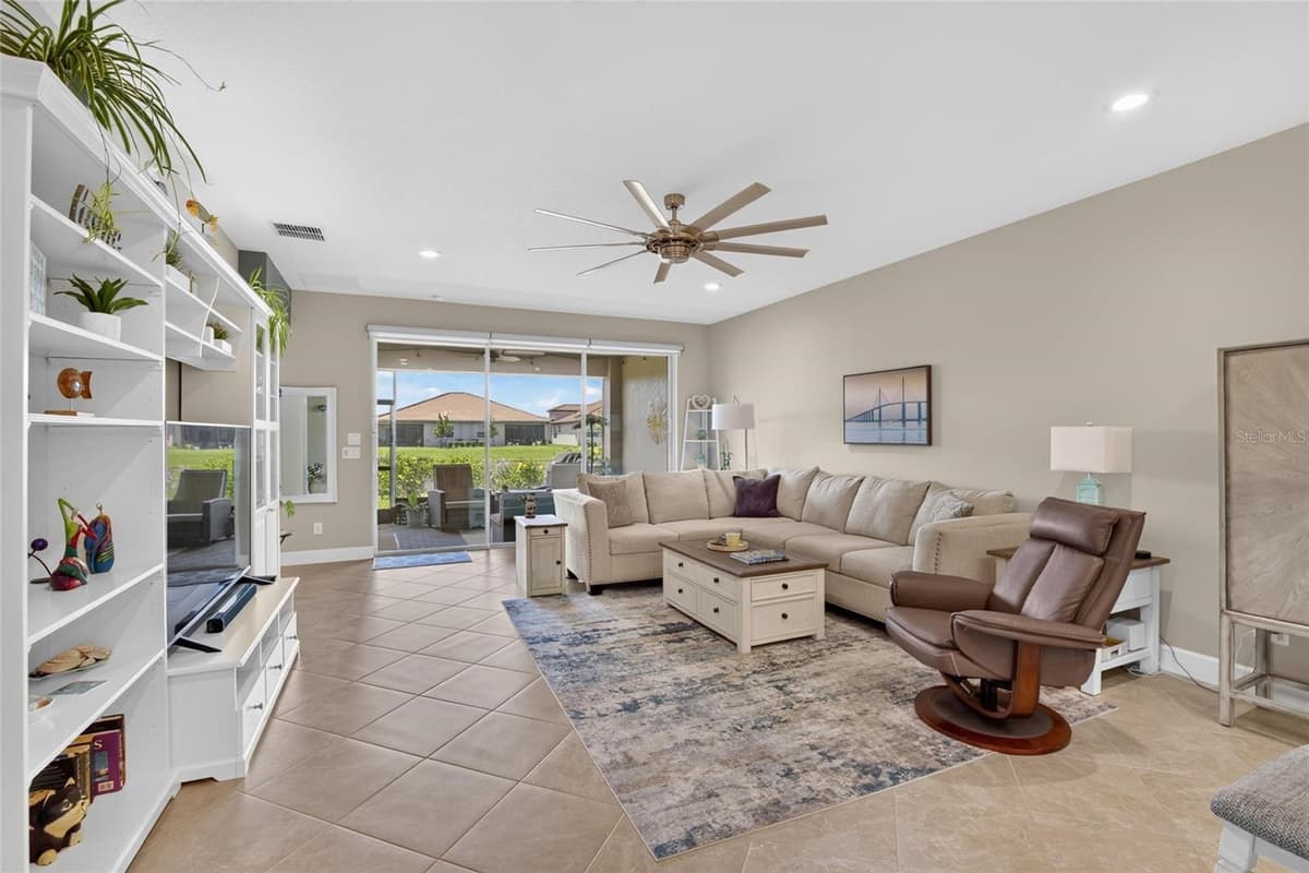 4740 AVILA LAKES DRIVE — photo 10 of 72