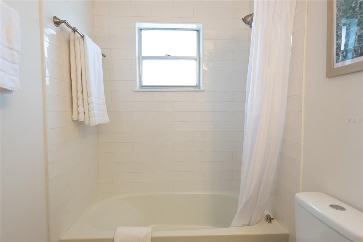 1085 INDIAN RIDGE TRL E — photo 24 of 29