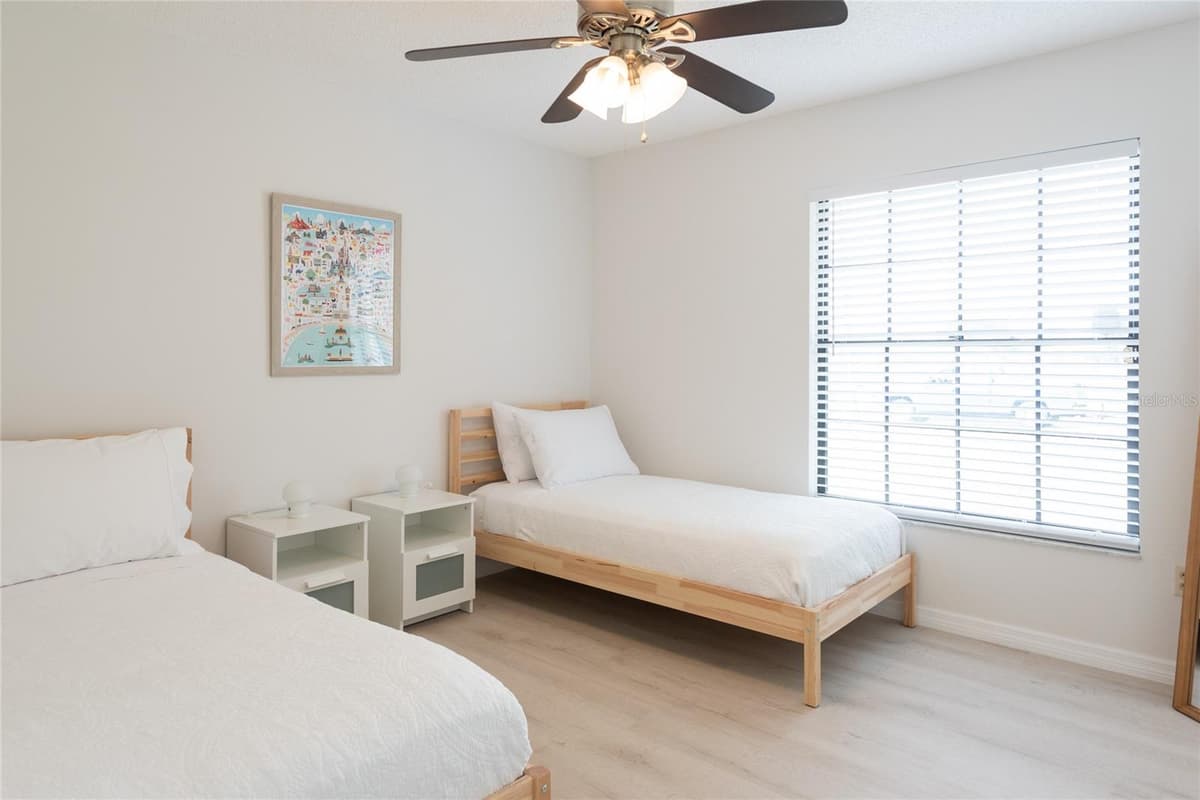 1085 INDIAN RIDGE TRL E — photo 16 of 29