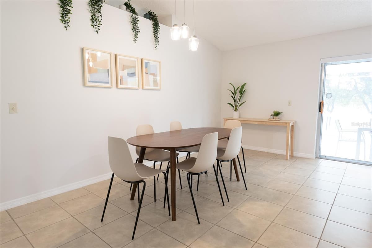 1085 INDIAN RIDGE TRL E — photo 6 of 29