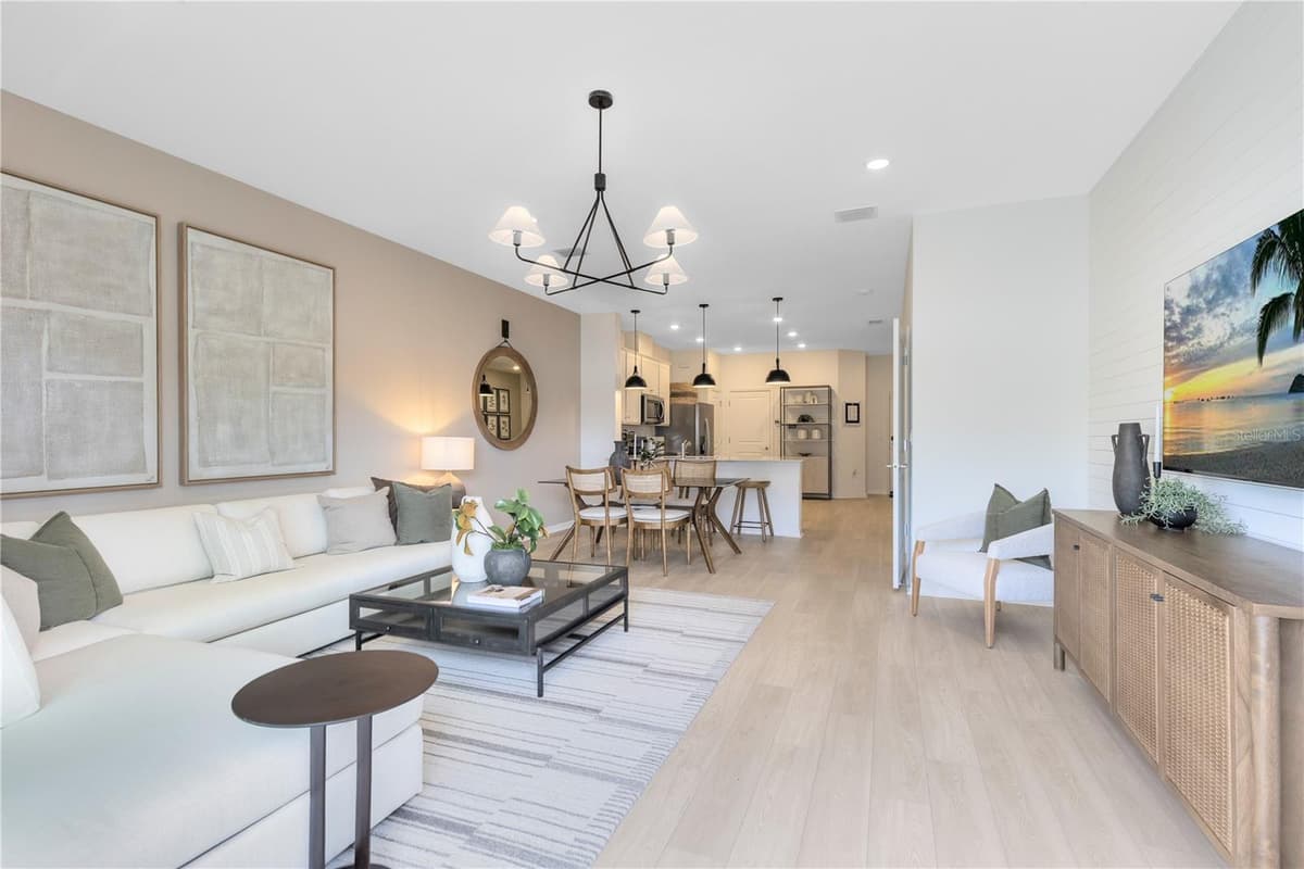 4405 JETTY LANE NE — photo 15 of 32