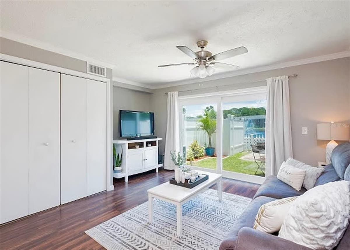 13812 ORANGE SUNSET DRIVE — photo 6 of 22