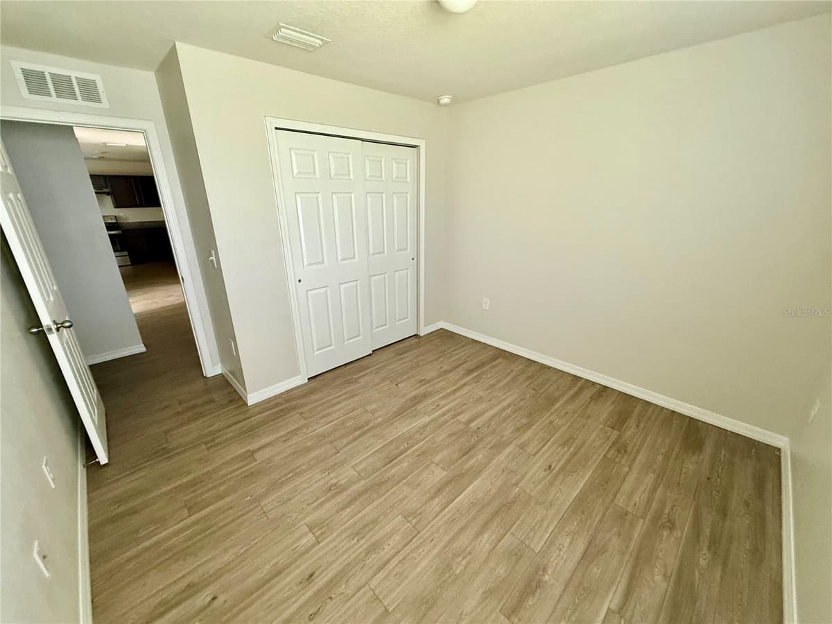 1127 GRAND CYPRESS COURT — photo 10 of 14