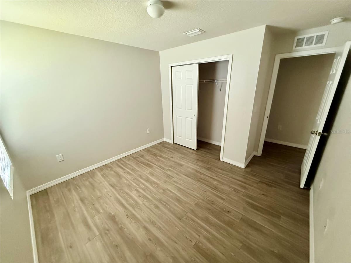 1127 GRAND CYPRESS COURT — photo 11 of 14
