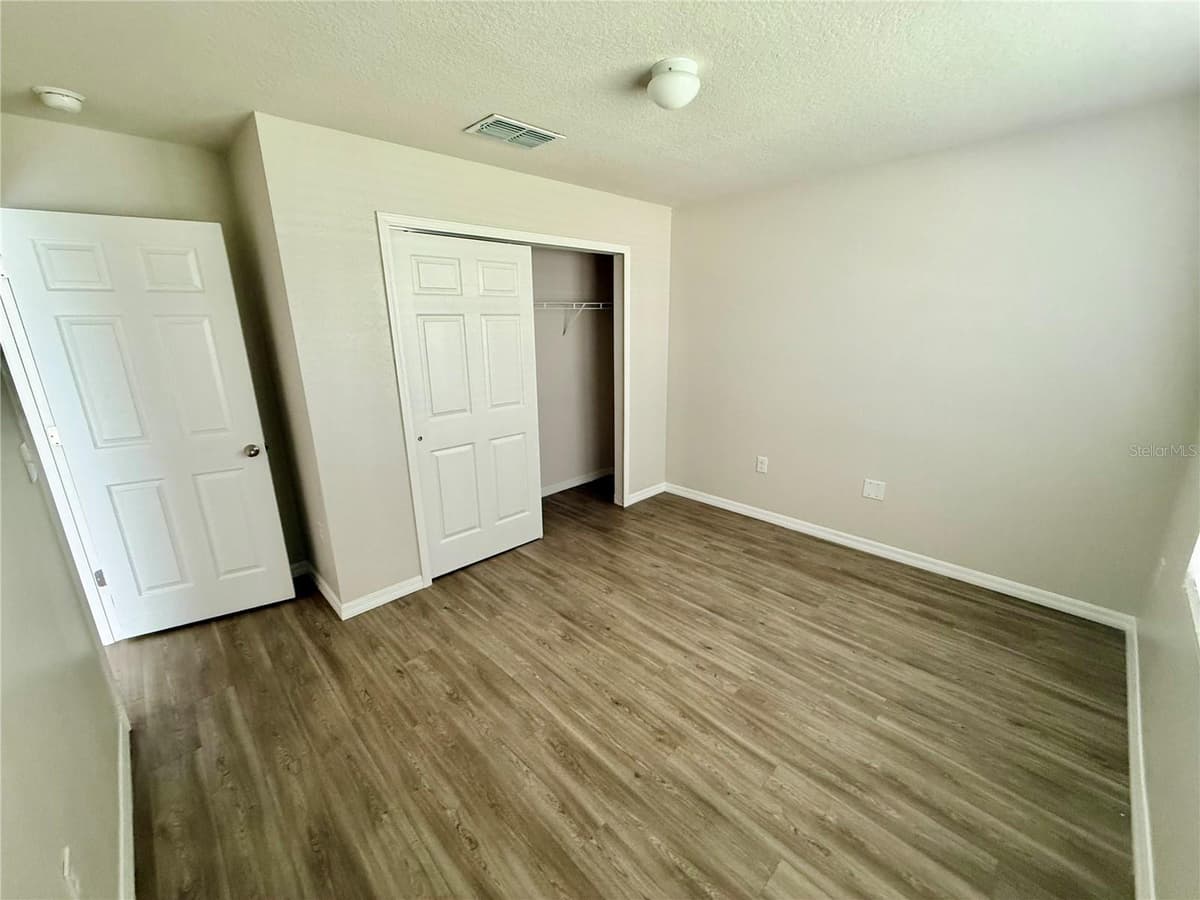 1127 GRAND CYPRESS COURT — photo 8 of 14