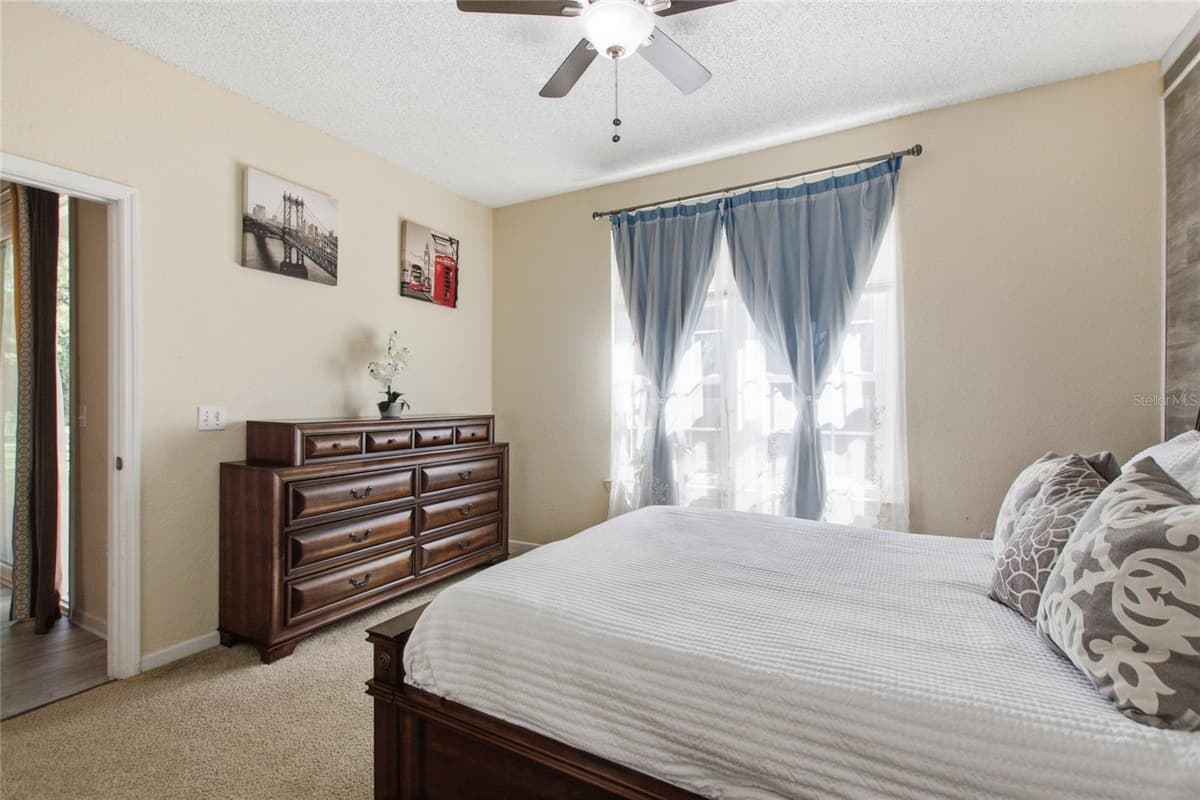 13037 MULBERRY PARK DRIVE — photo 12 of 38