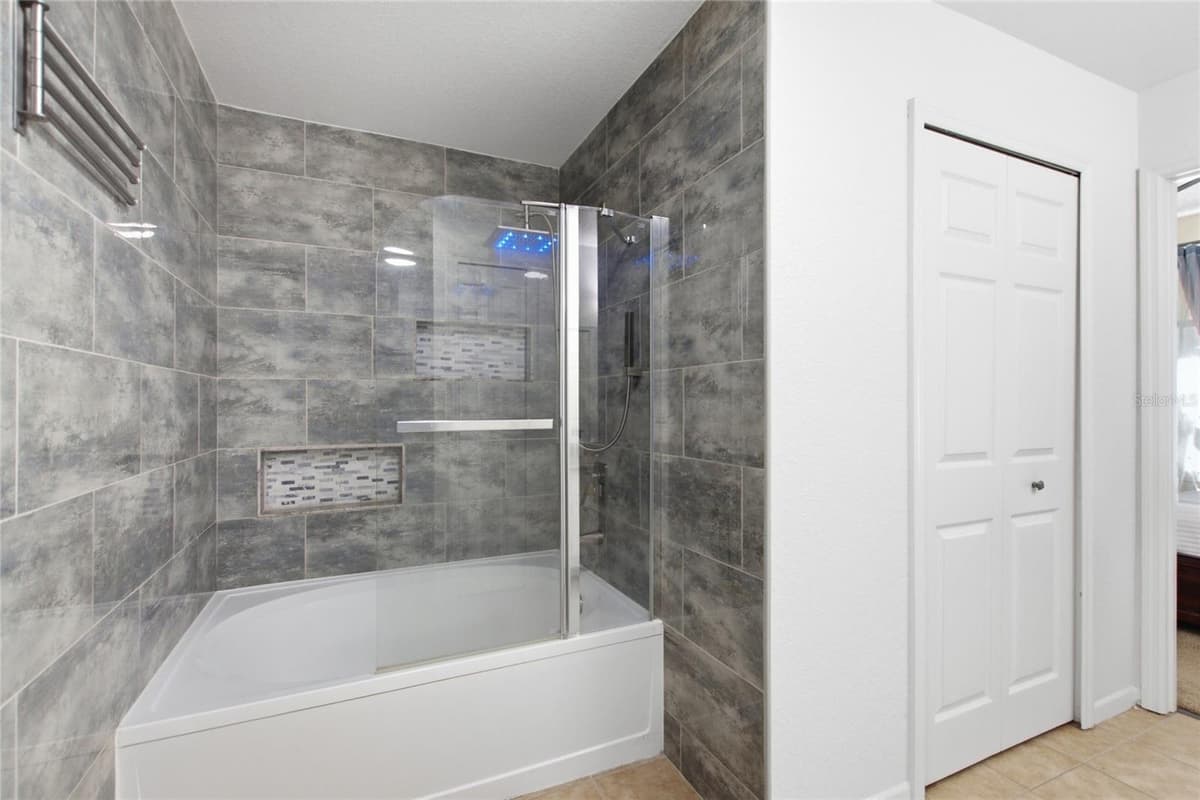 13037 MULBERRY PARK DRIVE — photo 14 of 38