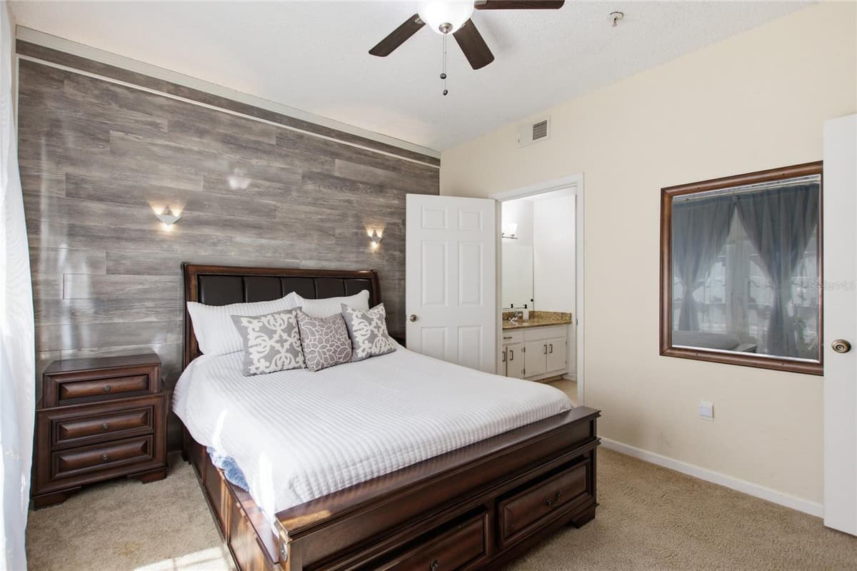 13037 MULBERRY PARK DRIVE — photo 13 of 38
