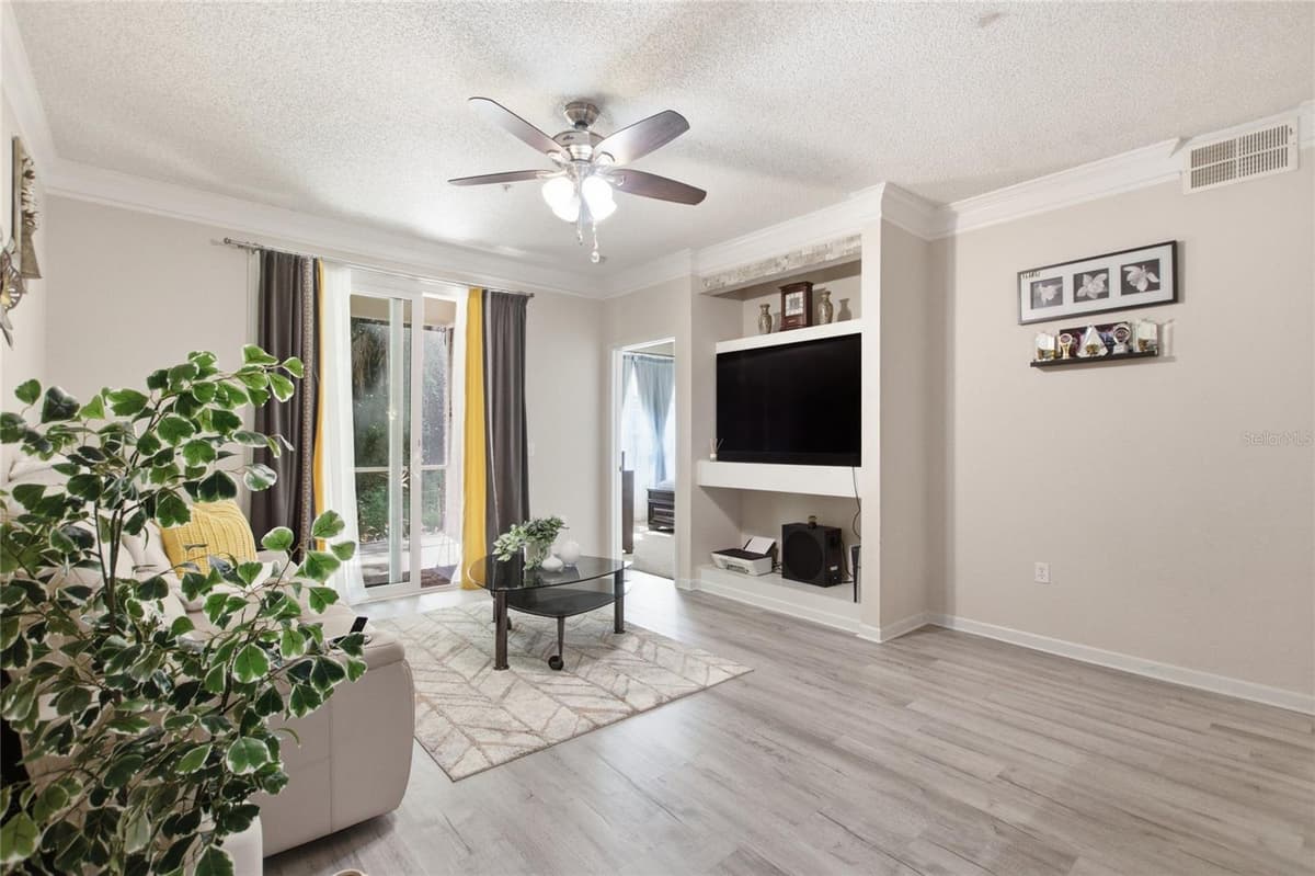 13037 MULBERRY PARK DRIVE — photo 10 of 38