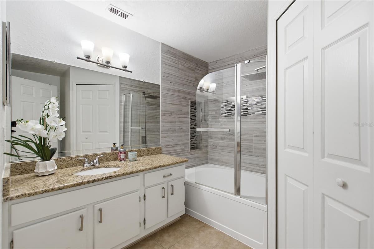 13037 MULBERRY PARK DRIVE — photo 20 of 38