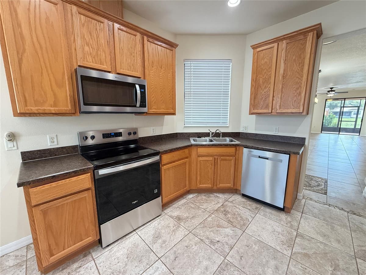 867 GRAND CANAL DRIVE — photo 15 of 83