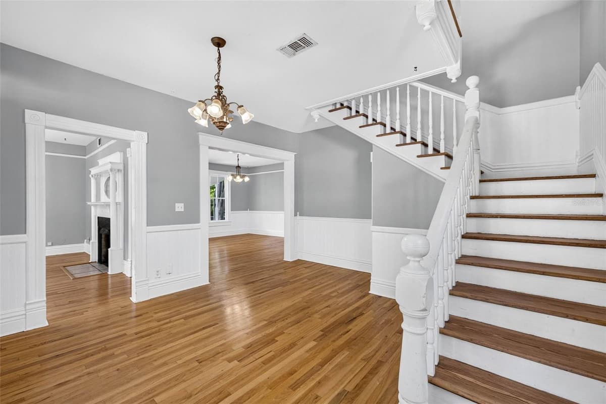 1203 CHELSEA STREET — photo 8 of 61