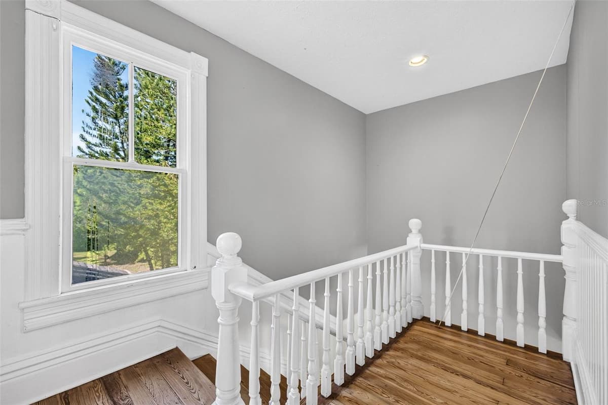 1203 CHELSEA STREET — photo 34 of 61