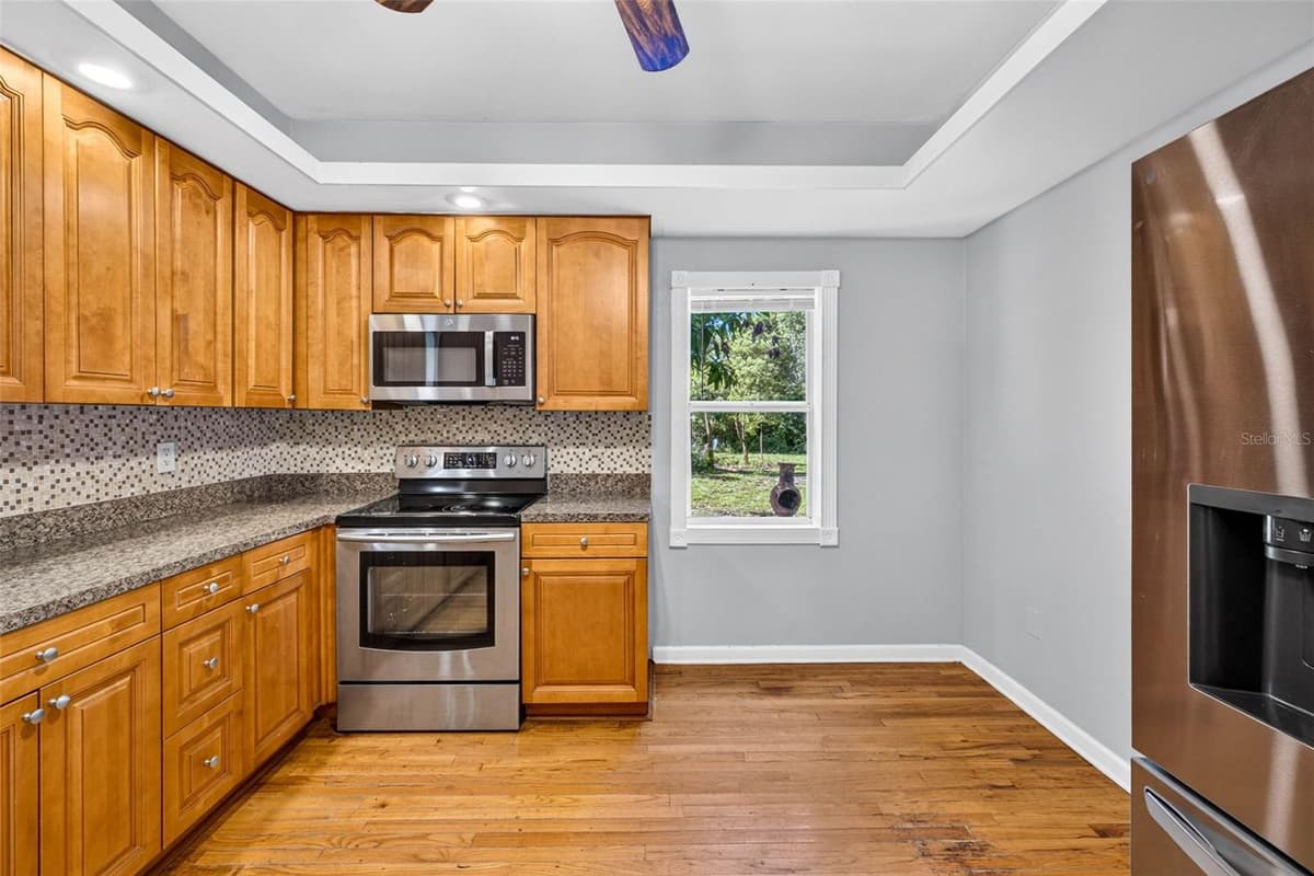 1203 CHELSEA STREET — photo 28 of 61