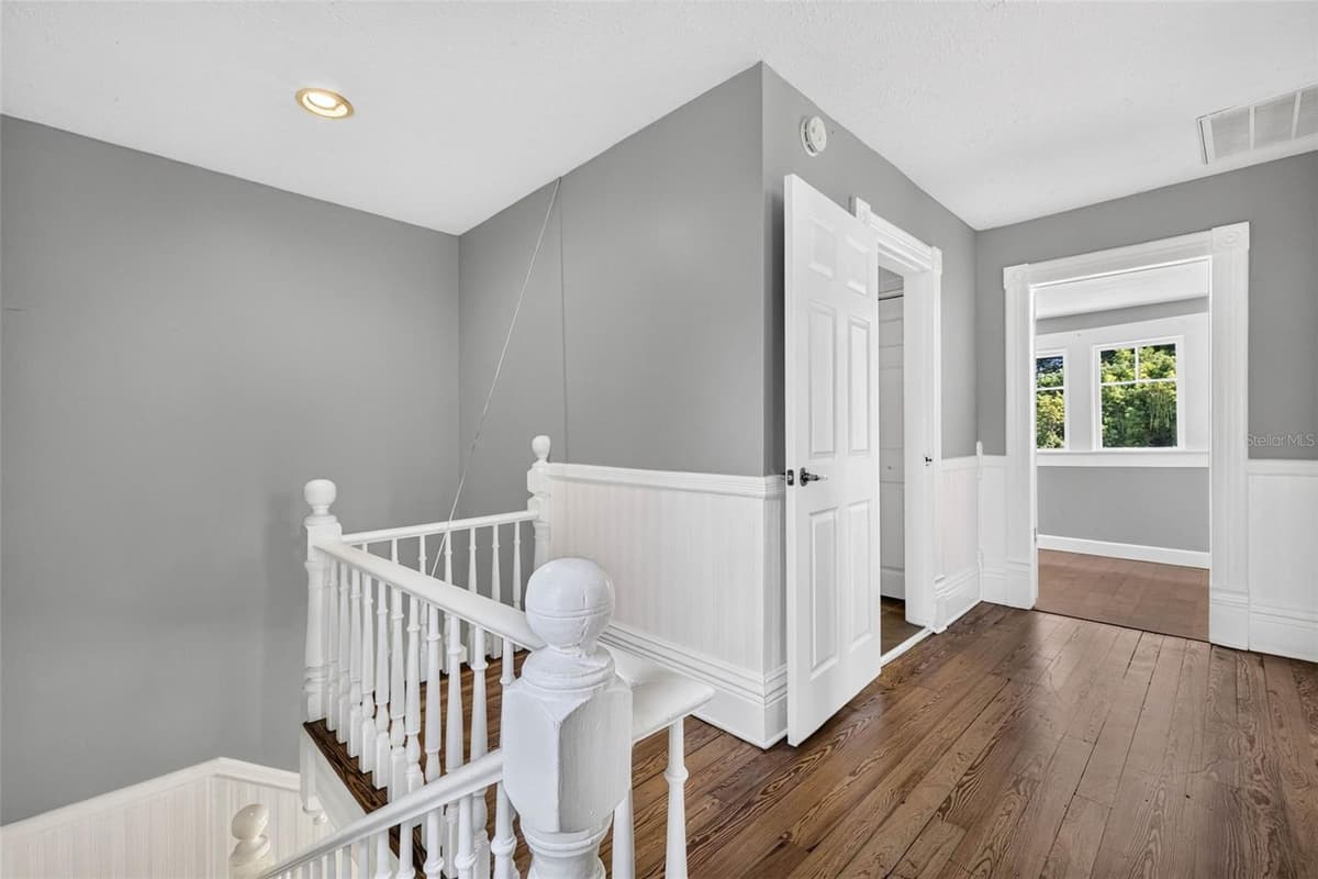 1203 CHELSEA STREET — photo 33 of 61
