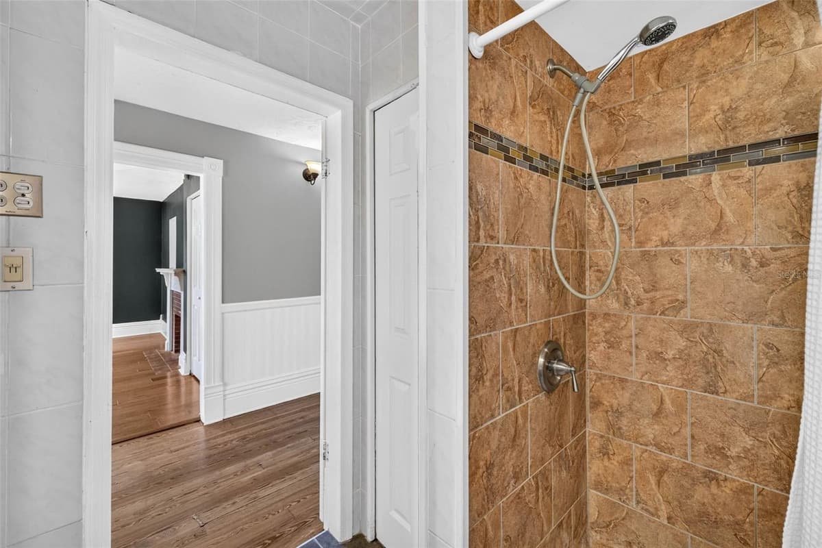 1203 CHELSEA STREET — photo 46 of 61