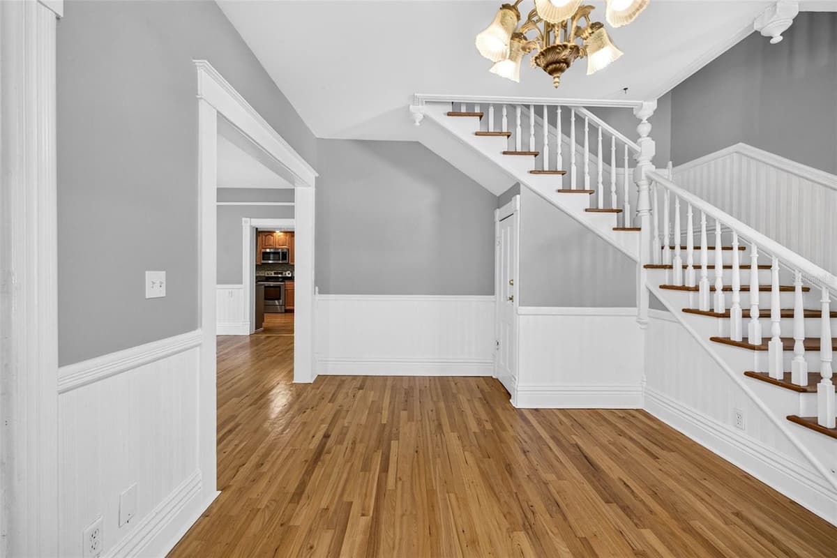 1203 CHELSEA STREET — photo 7 of 61