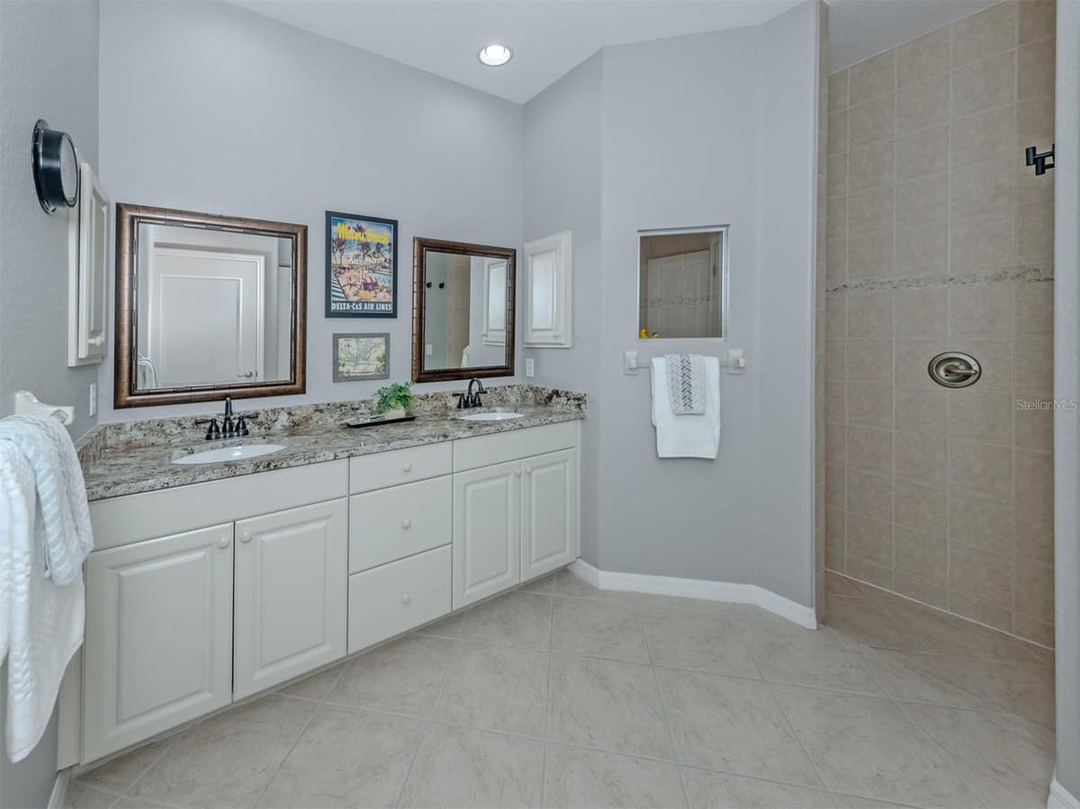 728 SERATA STREET — photo 23 of 52