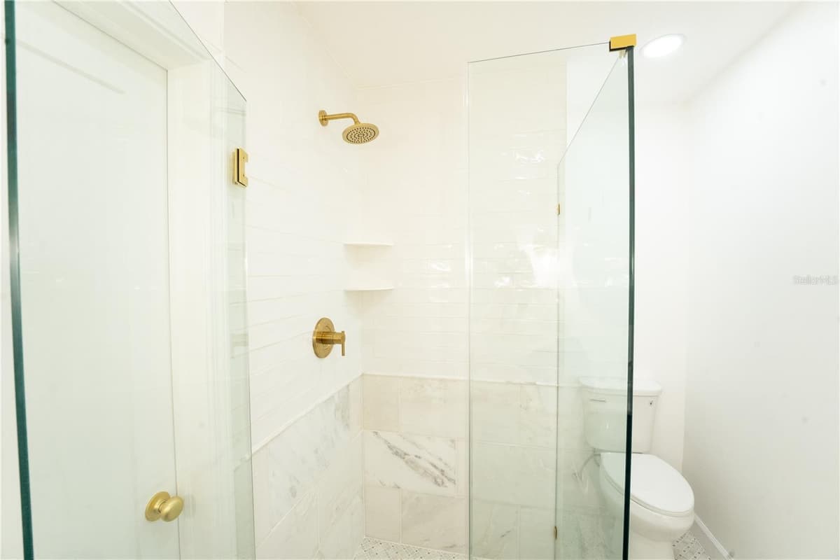 2090 76TH STREET — photo 15 of 22