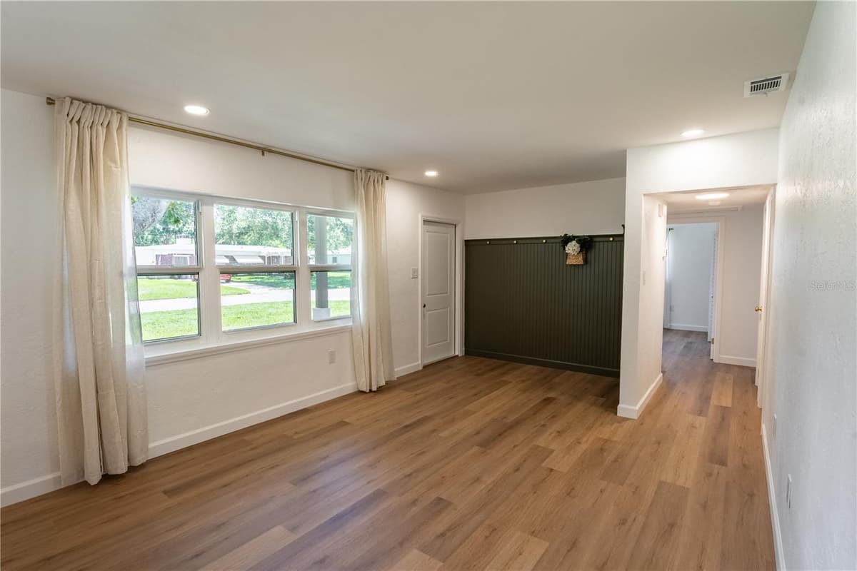 2090 76TH STREET — photo 10 of 22