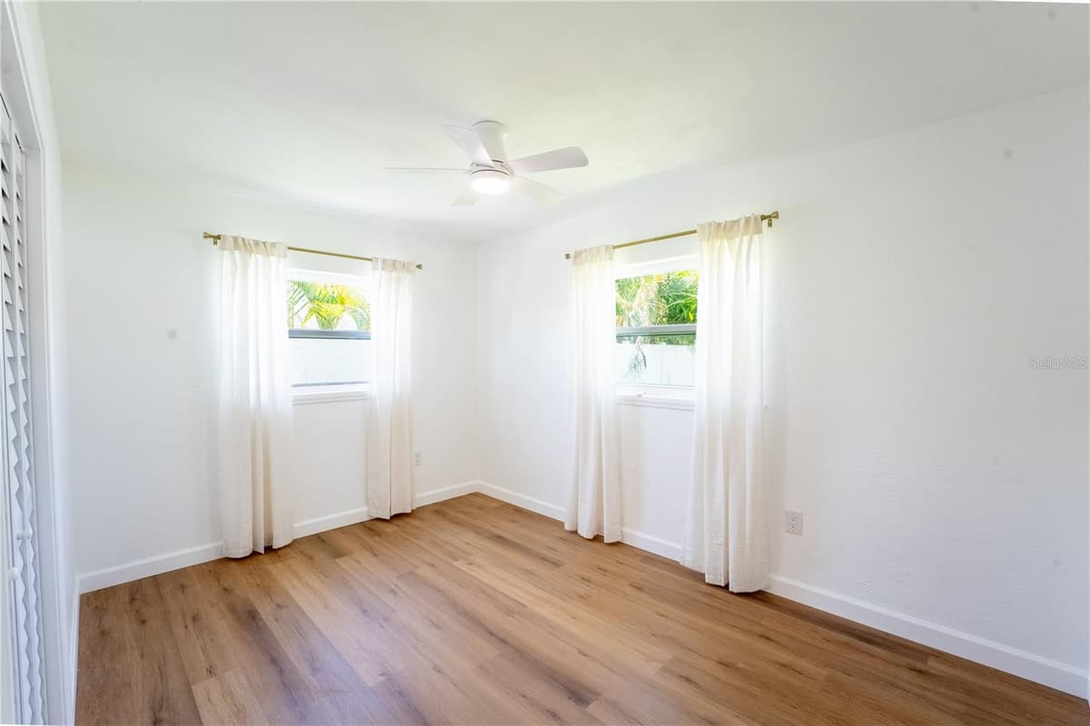 2090 76TH STREET — photo 17 of 22