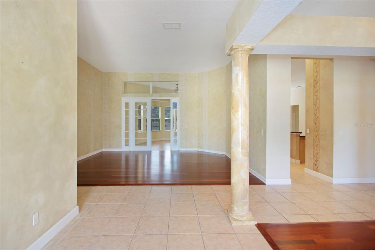 1603 RIO COVE COURT — photo 8 of 54