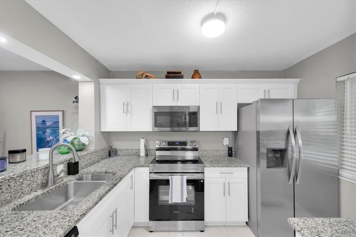 2209 BELLEAIR ROAD — photo 10 of 54