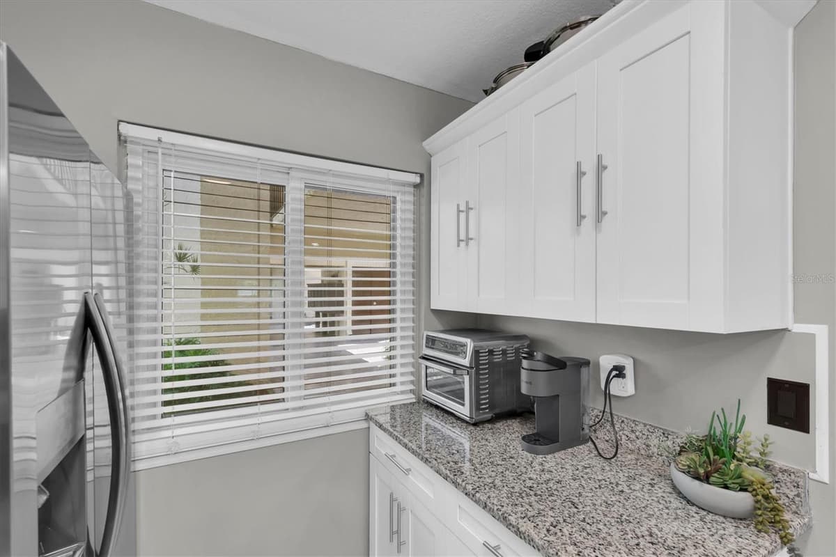 2209 BELLEAIR ROAD — photo 9 of 54